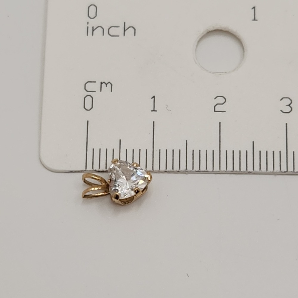Dainty 14k Yellow Gold Heart CZ Solitaire Pendant 0.55g Fine Jewelry Minimalist - Picture 6 of 8